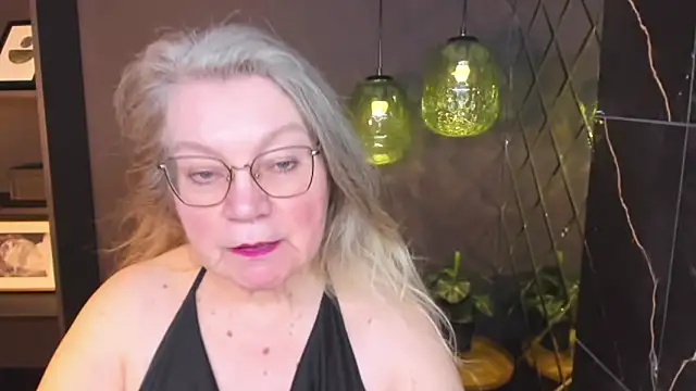 Snapshot of NataliMellow chatting on 03.28.26 NataliMellow online show from 03.28.26