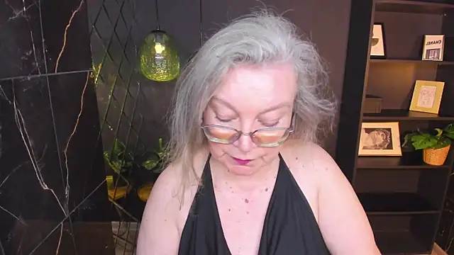 NataliMellow online show from 05.22.26