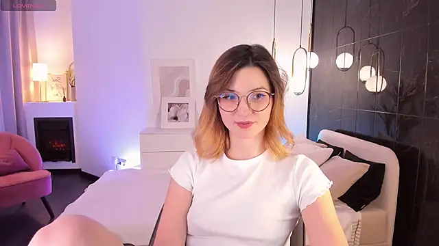 Snapshot of JaneGraceful chatting on 03.09.25 JaneGraceful online show from 03.09.25