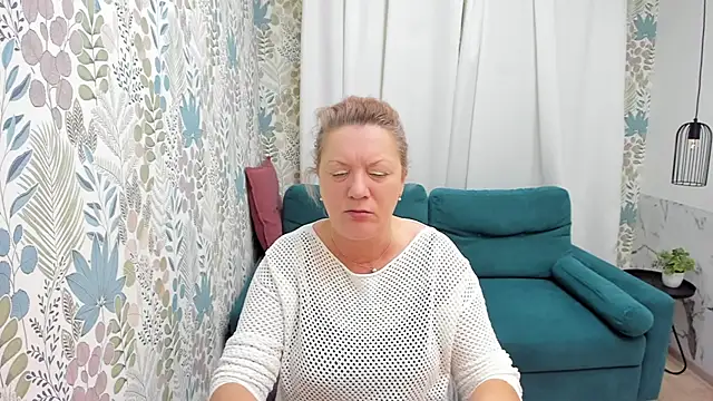 LeaPure online show from 12.08.24