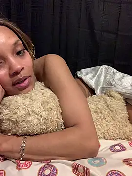 Snapshot of Rakiyahcharms chatting on 01.11.25 Rakiyahcharms online show from 01.11.25