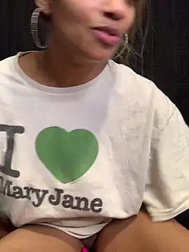 Snapshot of Rakiyahcharms chatting on 02.02.25 Rakiyahcharms online show from 02.02.25