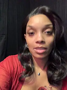 Snapshot of Rakiyahcharms chatting on 11.28.25 Rakiyahcharms online show from 11.28.25