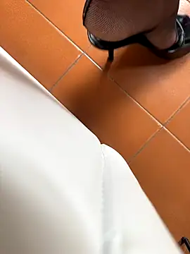 Wet-Pussycat online show from 09.10.25