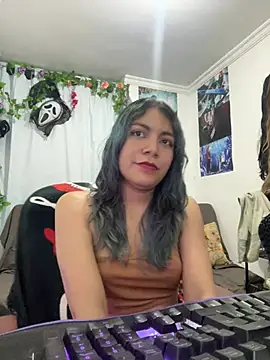 Snapshot of VaioletUwU chatting on 03.08.26 VaioletUwU online show from 03.08.26