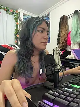 Snapshot of VaioletUwU chatting on 03.09.26 VaioletUwU online show from 03.09.26