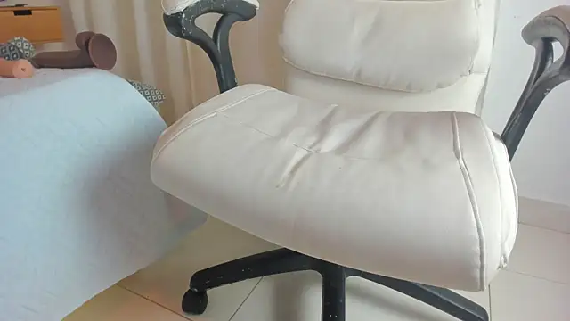 cristinapuerta  online show from 12.01.25