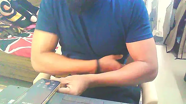 Snapshot of Vbestshow chatting on 12.02.25 Vbestshow online show from 12.02.25