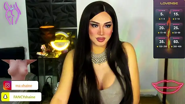 Snapshot of fancySHAINExxx chatting on 05.29.26 fancySHAINExxx online show from 05.29.26