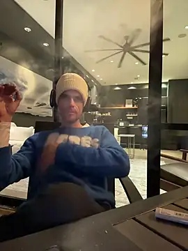 Snapshot of rusharizona chatting on 01.01.25 rusharizona online show from 01.01.25