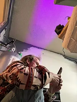 Snapshot of rusharizona chatting on 01.21.25 rusharizona online show from 01.21.25