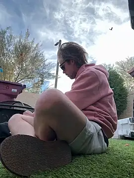 Snapshot of rusharizona chatting on 02.04.25 rusharizona online show from 02.04.25