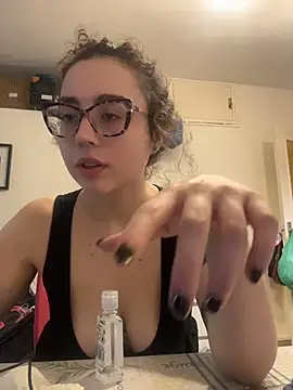 ladyturtle online show from 05.27.26