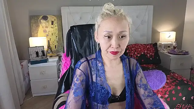 RoxalanaStar online show from 05.24.26