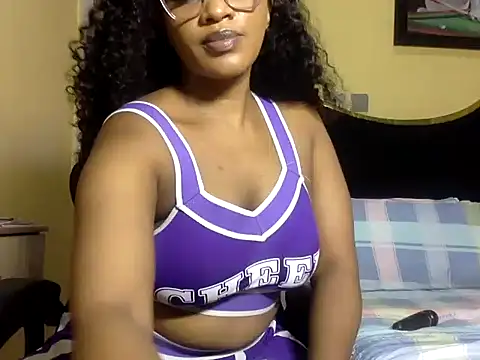 Snapshot of BOOTYBANGER24xx chatting on 05.08.26 BOOTYBANGER24xx online show from 05.08.26