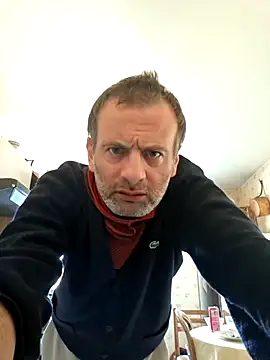 Snapshot of Perv10 chatting on 03.27.26 Perv10 online show from 03.27.26