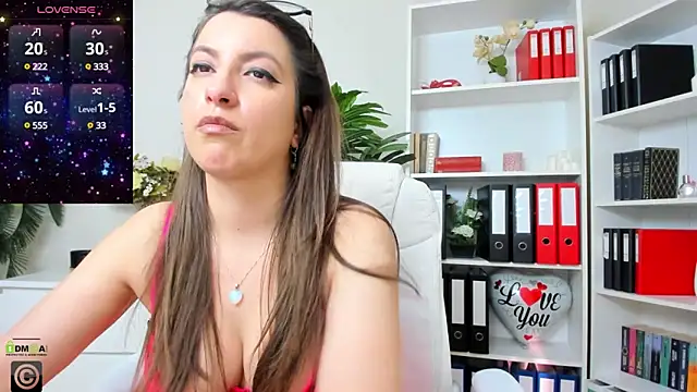 Snapshot of amayawest chatting on 02.26.25 amayawest online show from 02.26.25