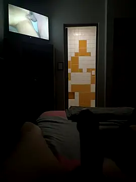 Snapshot of maudarks chatting on 12.16.25 maudarks online show from 12.16.25