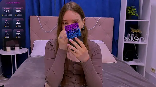 Janie JJ Curvie online show from 03.02.26