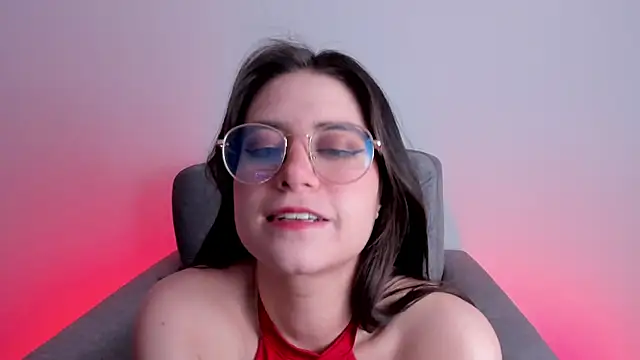 HazelKush online show from 11.19.25