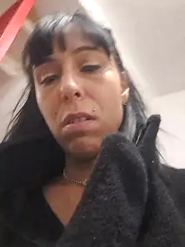 misscectito13 online show from 12.17.25