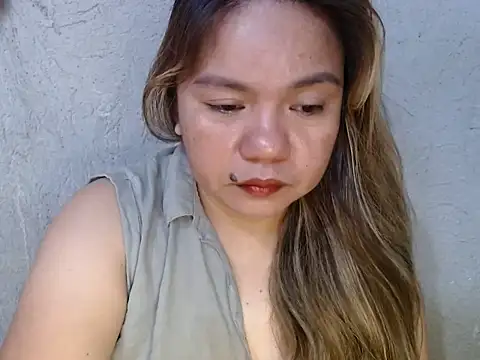 Snapshot of ambersmile chatting on 02.25.26 ambersmile online show from 02.25.26