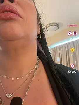 PichyPrettyPussy online show from 05.24.26