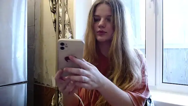 Snapshot of -MimmiLissa- chatting on 10.07.25 -MimmiLissa- online show from 10.07.25