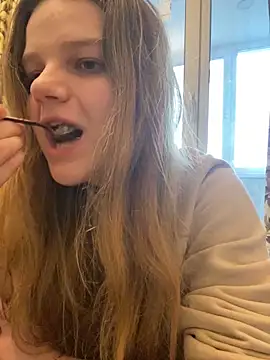 Snapshot of -MimmiLissa- chatting on 11.23.25 -MimmiLissa- online show from 11.23.25