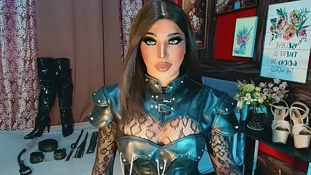 trixxielicious online show from 12.15.25