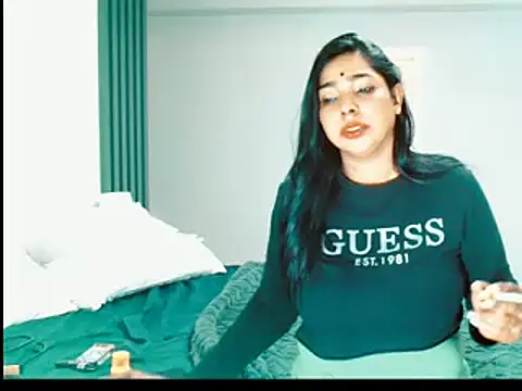 apishkagalmon online show from 09.10.25