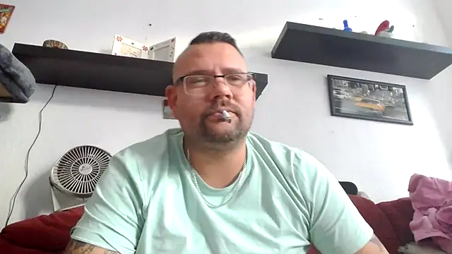 sexykevin17cm online show from 11.22.25