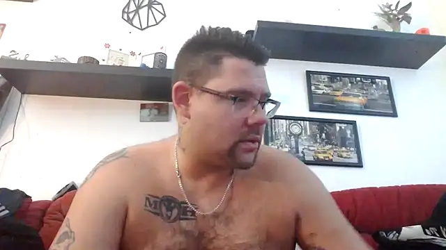 Snapshot of sexykevin17cm chatting on 02.13.26 sexykevin17cm online show from 02.13.26