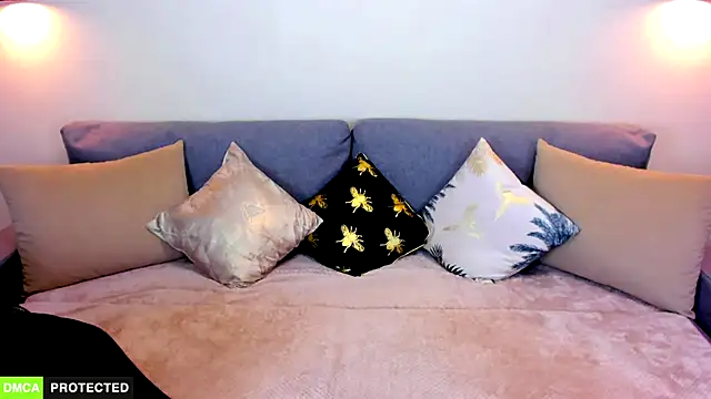 TheWoman   online show from 03.06.25