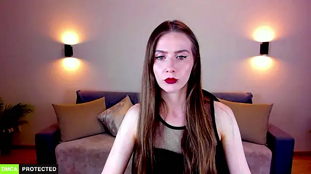 TheWoman   online show from 02.02.26