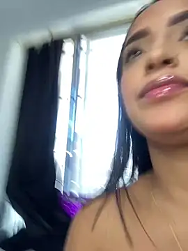 Snapshot of Shantal_Lovee chatting on 01.15.25 Shantal Lovee online show from 01.15.25