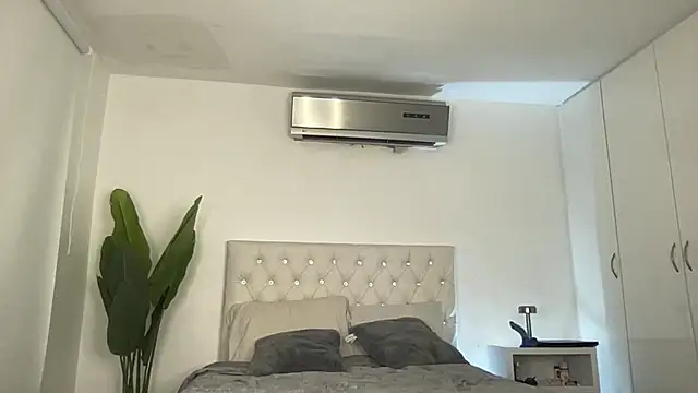 Snapshot of Michell_simons chatting on 03.21.25 Michell simons online show from 03.21.25