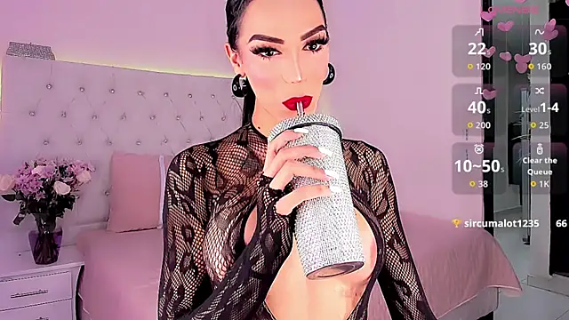 Snapshot of Michell_simons chatting on 10.05.25 Michell simons online show from 10.05.25