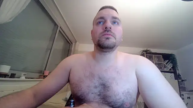 Snapshot of PowerToes chatting on 02.11.26 PowerToes online show from 02.11.26