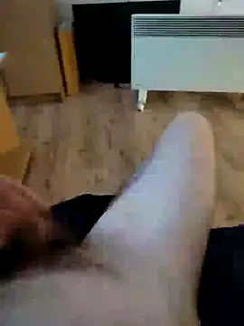 MrNoBoDy000 online show from 12.29.24