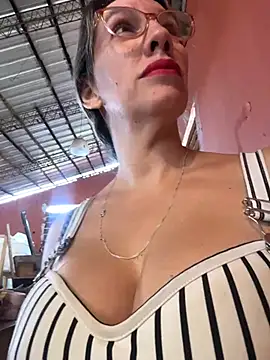 Gatitacarlita online show from 03.12.26