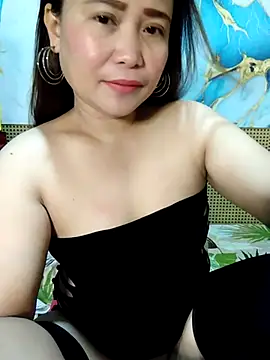 Snapshot of aya_01 chatting on 03.06.25 aya 01 online show from 03.06.25