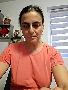 IsabelleCraft online show from 03.16.25