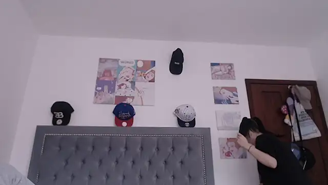 dulce maria x online show from 02.23.25