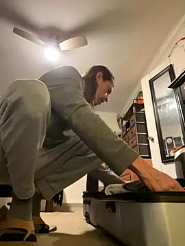 honneymel online show from 11.27.25