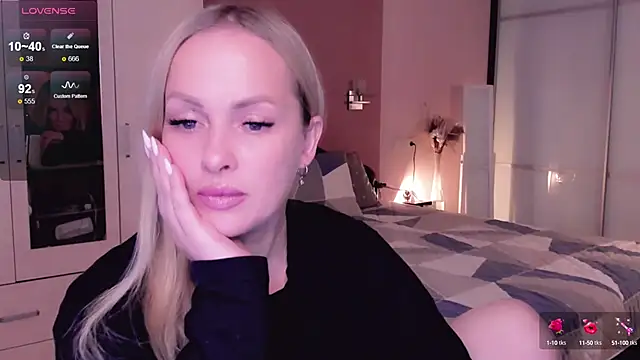 Libby Nora online show from 10.15.25