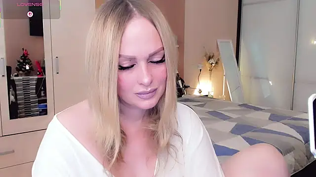 Libby Nora online show from 01.12.26