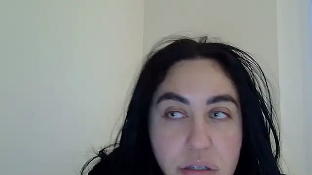 Snapshot of WetFlower69 chatting on 01.22.25 WetFlower69 online show from 01.22.25