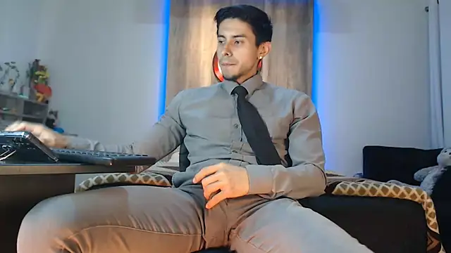 Snapshot of Andrew_4_ chatting on 09.15.25 Andrew 4 online show from 09.15.25