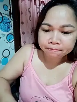 XXLorie 02 online show from 03.09.25